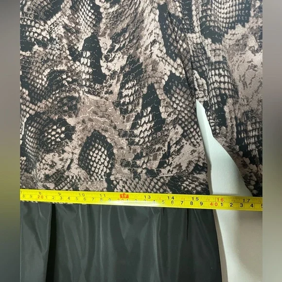 Joseph Ribkoff style 203690 with snake print and black skirt - Picture 9 of 11